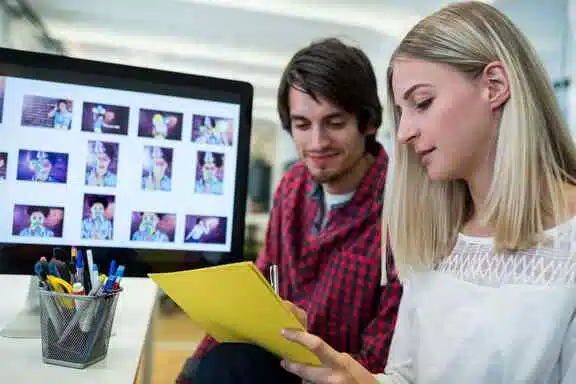 male-female-graphic-designers-working-together