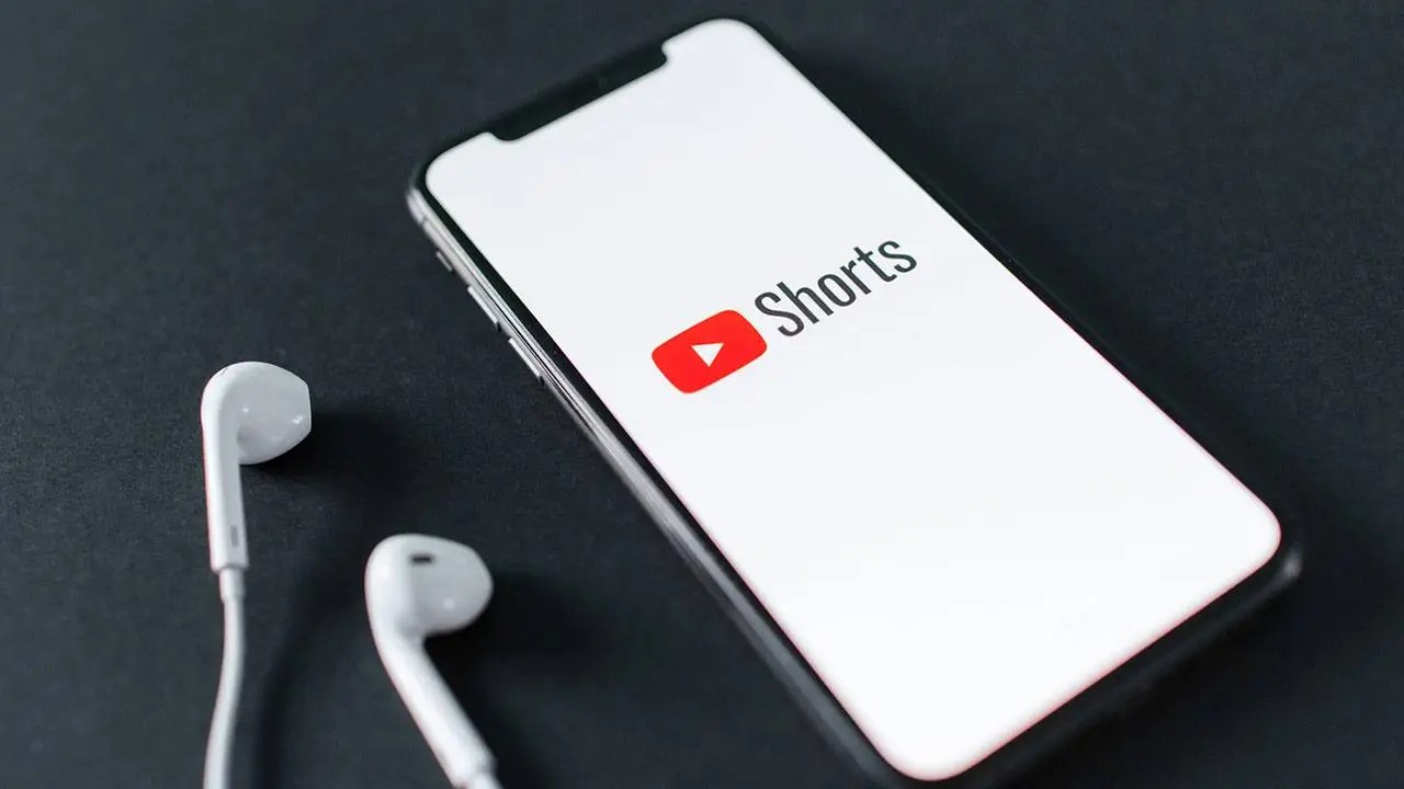 YouTube Shorts thumbnails